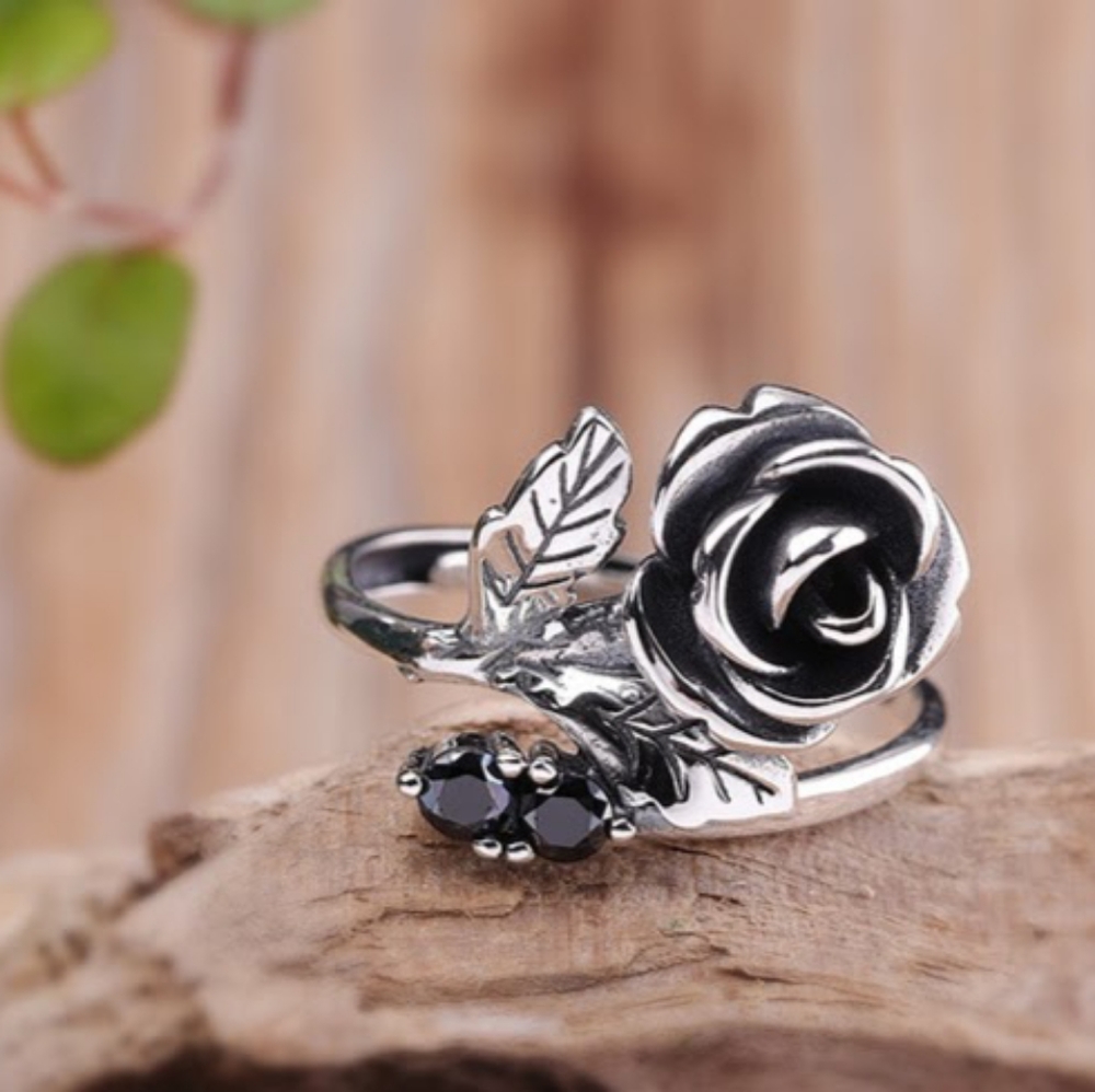 NWOT Ring